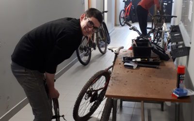 Activités UNSS : Atelier entretien des VTT